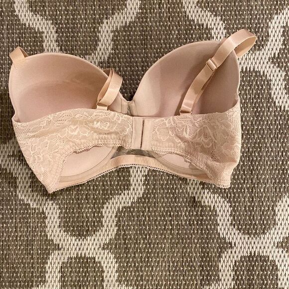 ThirdLove graphic lace, Demi bra, size 38F  - Picture 2 of 4